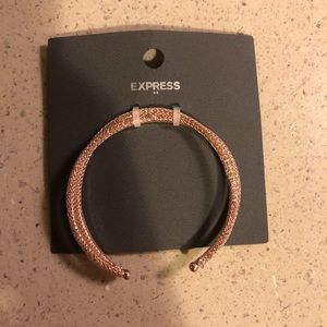 💥NWT rose gold express bracelet